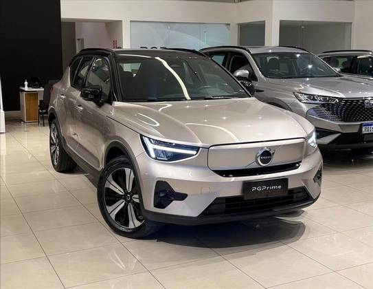 VOLVO XC40 P6 RECHARGE ELECTRIC PLUS